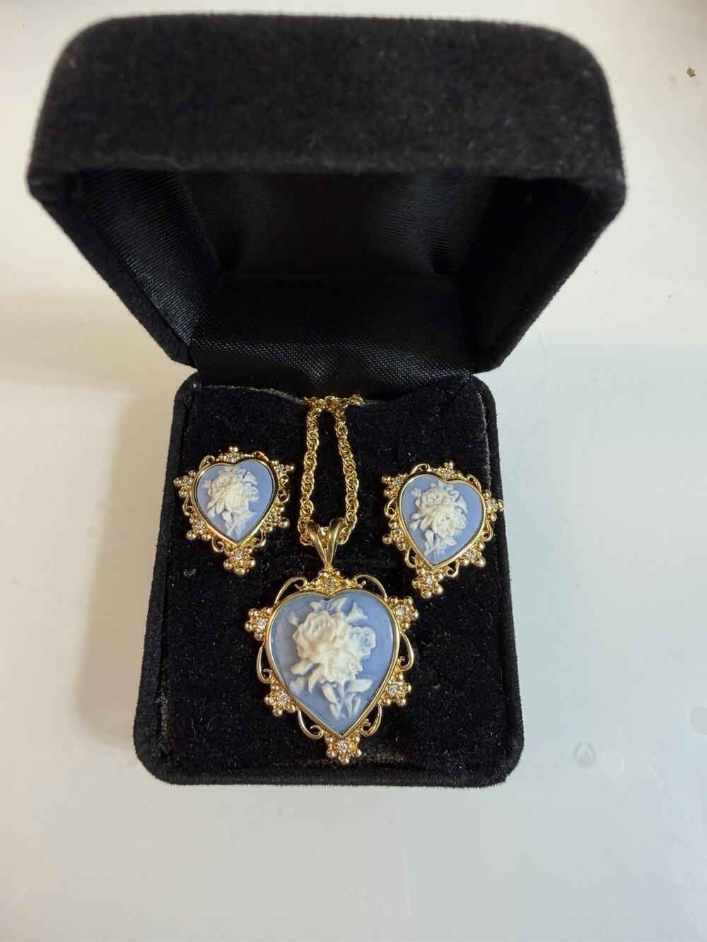 Wedgewood Blue Jasperware Heart Cameo Pendant Gold Tone Rhinestone Earrings Set